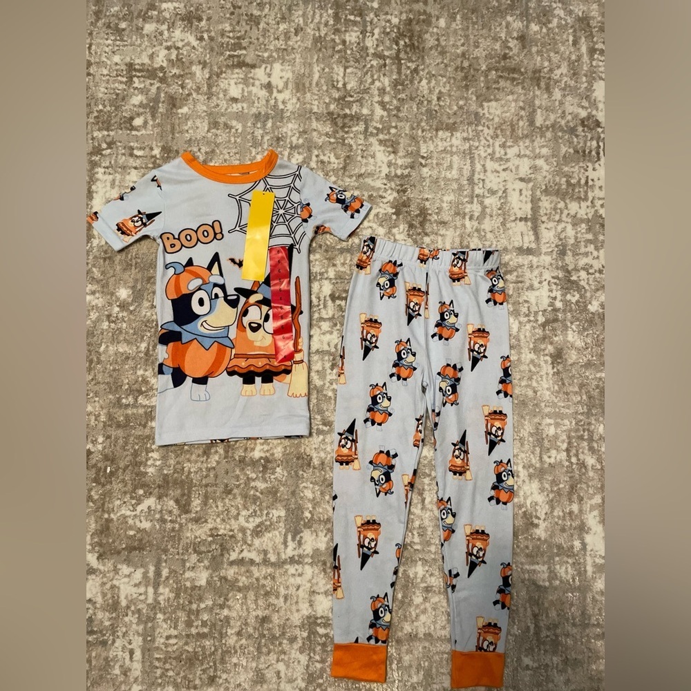 BlueyKids Boo Halloween Pajama Set - Short sleeve top and pants size 6-NWT